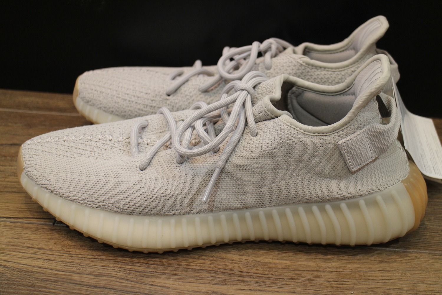 YEEZY BOOST 350V2 SESAME（イージーブースト350V2 セサミ）入荷致し 