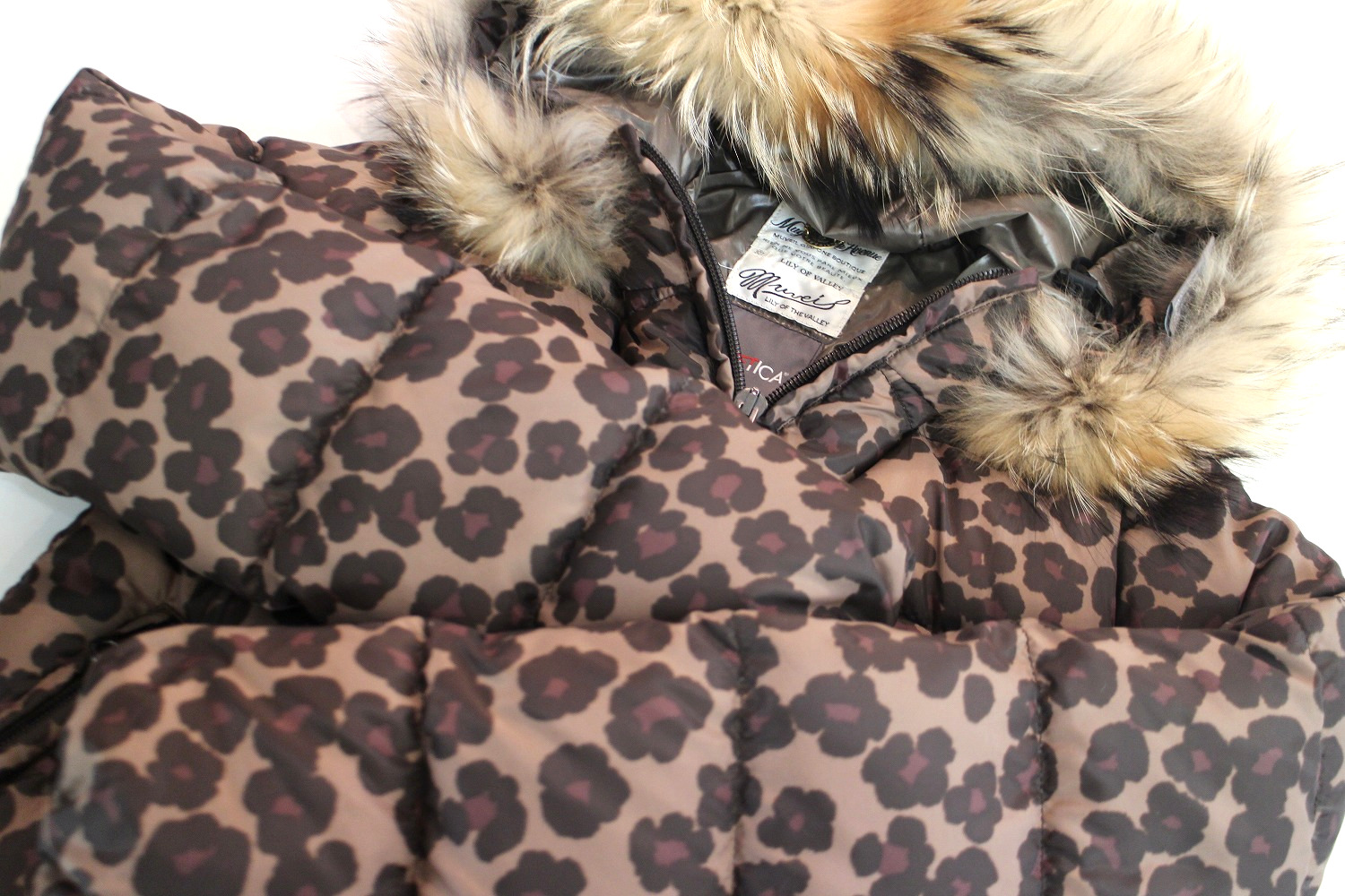 DUVETICA MUVEIL フラワーカモフラージュ花柄ダウンジャケット DUVETICA モンクレール ダウンジャケット MUVEIL × DUVETICA