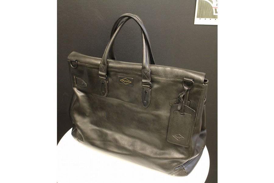 rag & bone ラグアンドボーン PETRA レザー スリングバッグ Petra Mini Sling Bag | rag & bone