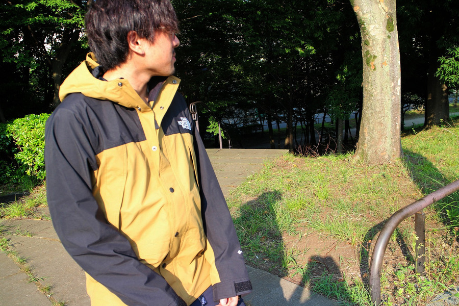 あの爆発的人気のTHE NORTH FACE”Mountain Light Jacket”未使用品2点 ...