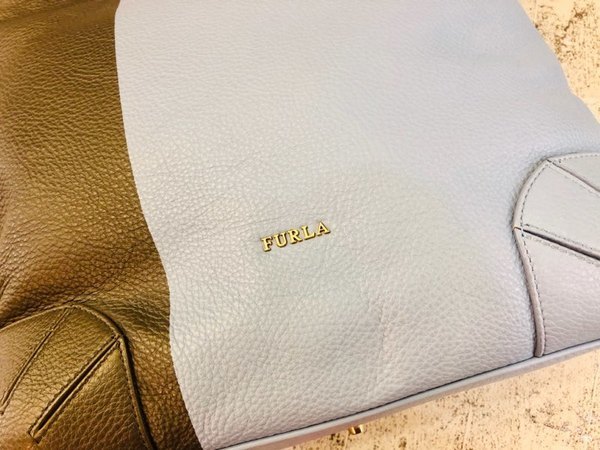 Furla フルラ よりワンショルダーバック入荷 19 10 02発行