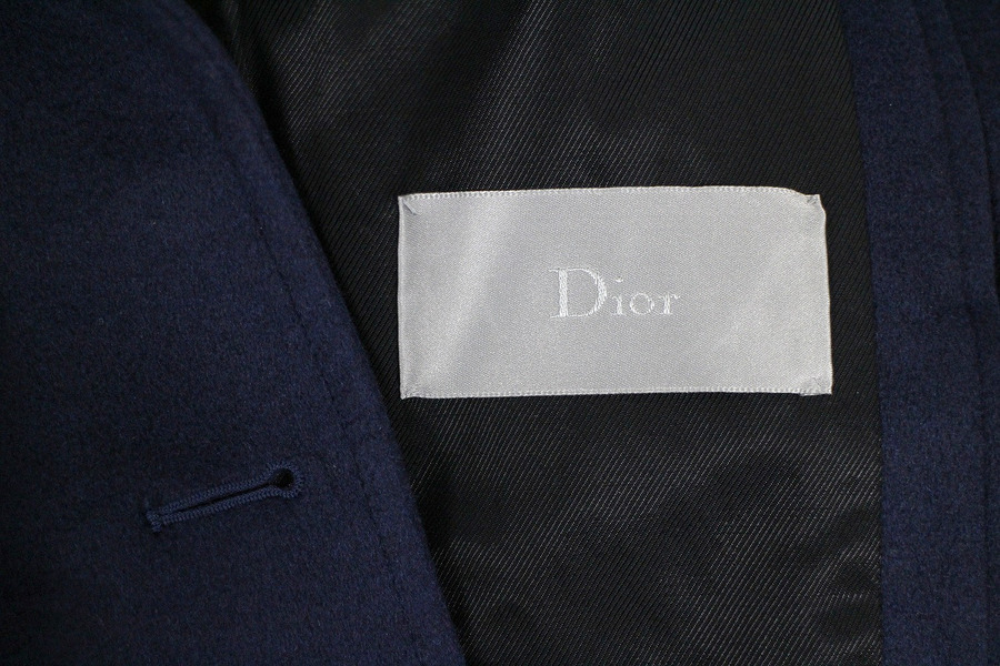 皆さんご存知Christian Dior（クリスチャン ディオール）よりPコートの 