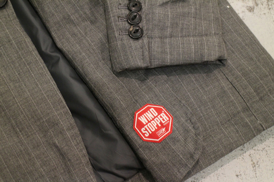 APE GORE-WINDSTOPPERダウンテーラードジャケット　エイプ APE GORE-WINDSTOPPERダウンテーラードジャケットエイプ