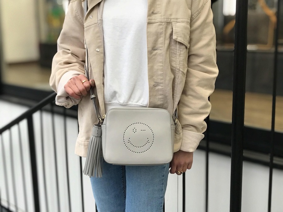 ANYA  HINDMARCH ショルダーバッグ