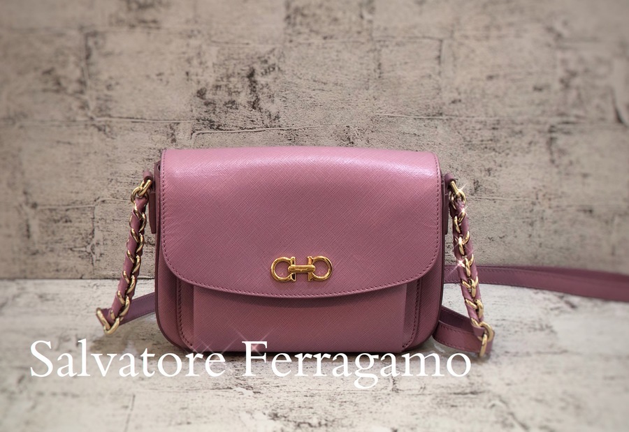 Salvatore Ferragamo／サルヴァトーレ フェラガモ】よりショルダー