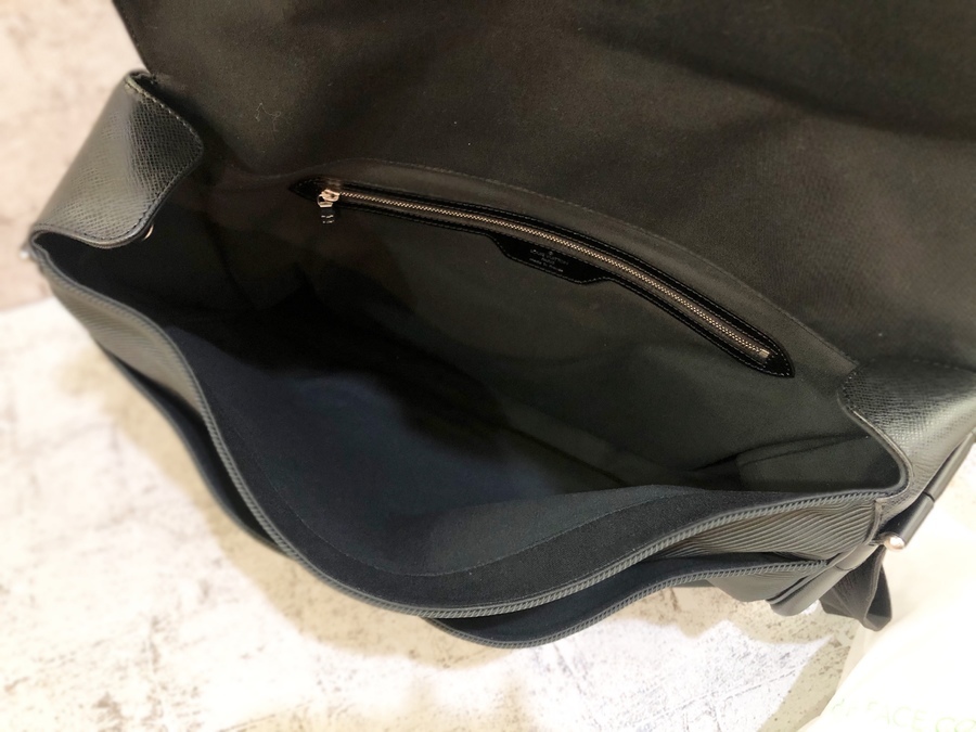 LOUIS VUITTON／ルイ ヴィトン】よりタイガ デルスー入荷。[2020.07.08