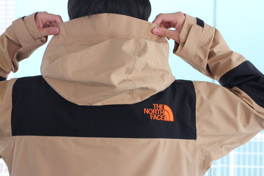 THE NORTH FACE/ザノースフェイス】BEAMS別注Expedition Light Parka ...