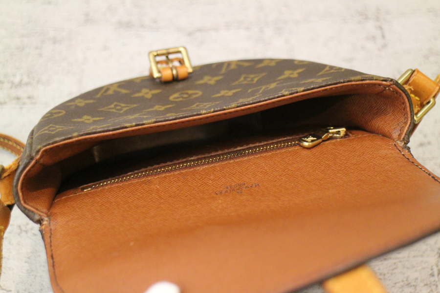 LOUIS VUITTON／ルイ ヴィトン】シャンティPMショルダーバッグ買取入荷