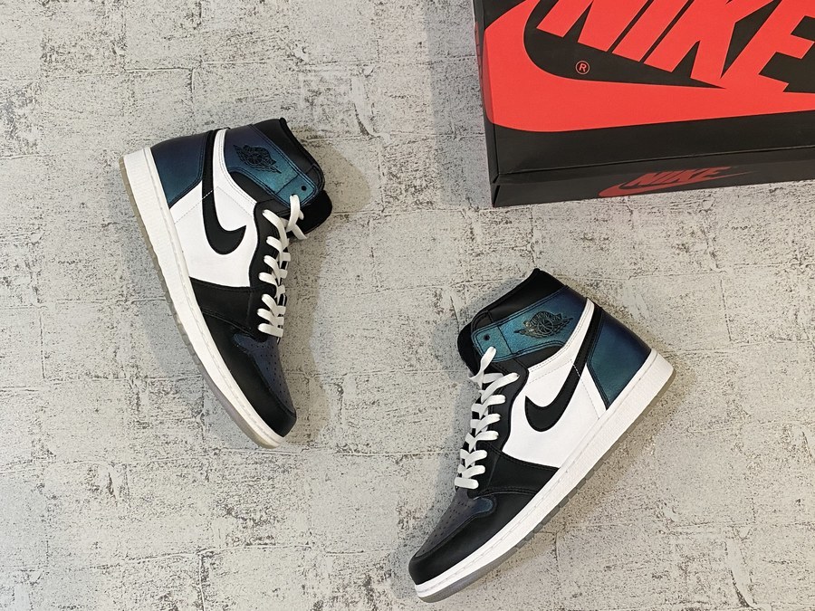 AIR JORDAN 1 カメレオン　28.5