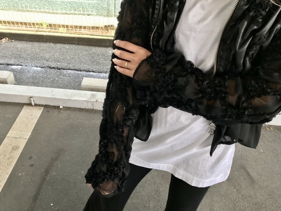 noir kei ninomiya/ノワール ケイ ニノミヤ】よりフェイクレザー