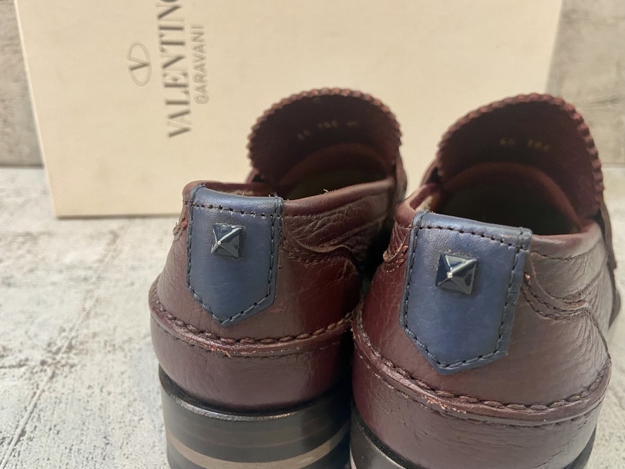 VALENTINO GARAVANI／ヴァレンティノガラヴァーニ】よりヒールスタッズ 