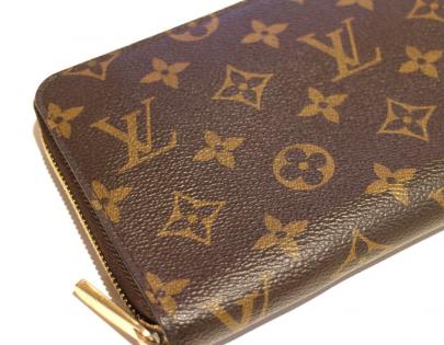 「ラグジュアリーブランドのLOUIS　VUITTON 」