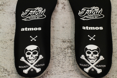 ATMOS × BOUNTY HUNTER × REEBOK CLASS トリプルコラボアイテム