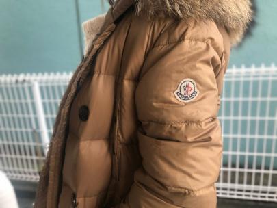 「ラグジュアリーブランドのMONCLER 」