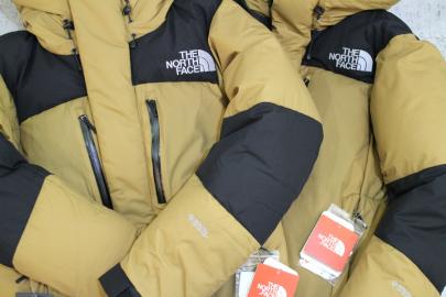 「アウトドアブランドのTHE NORTH FACE 」