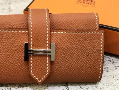 「インポートブランドのHERMES 」