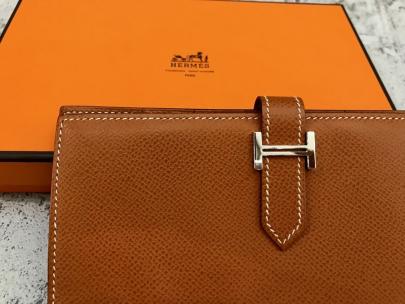 「インポートブランドのHERMES 」