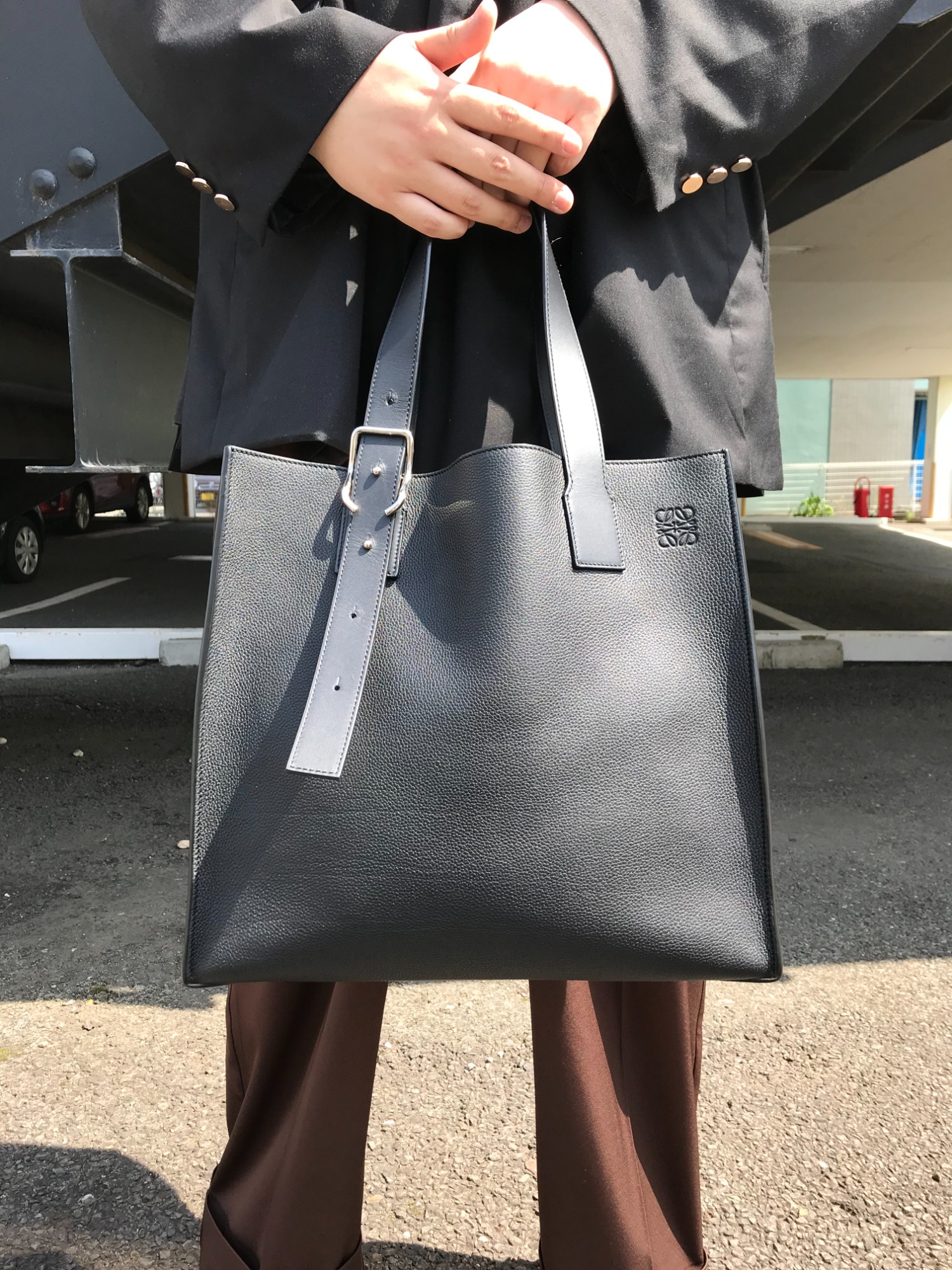 ロエベ  バックルトート　LOEWE