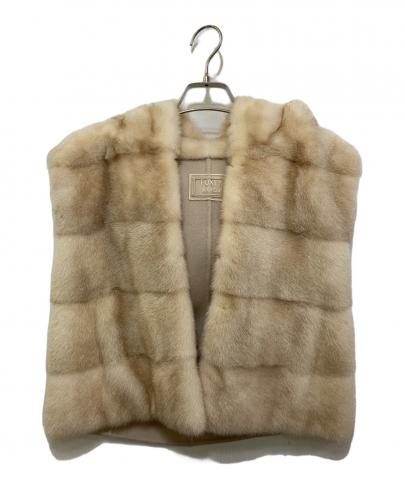 「キャリアファッションのFOXEY BOUTIQUE 」