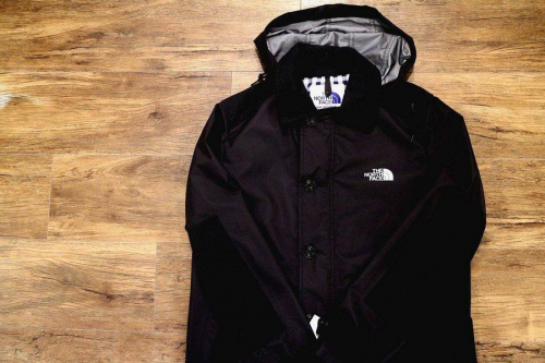 コムデギャルソンのザ・ノースフェイス