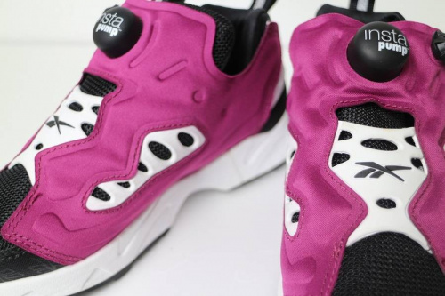 リーボックのポンプフューリー