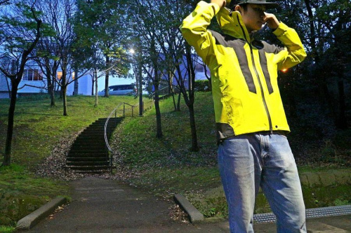 アウトドアのティラック