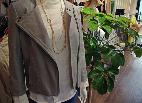 古着買取のヘルムートラング