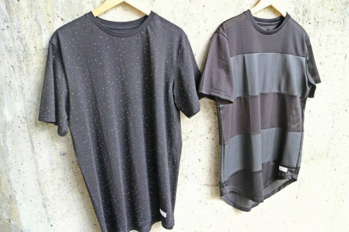 Tシャツのセンター北