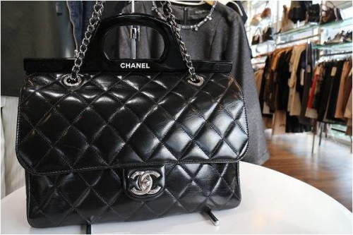 シャネルのCHANEL