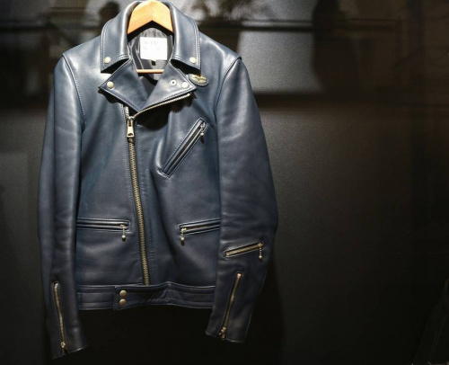 ルイスレザーの古着