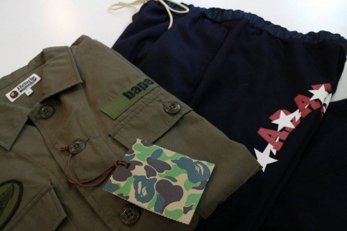 A BATHING APEのアベイジング エイプ