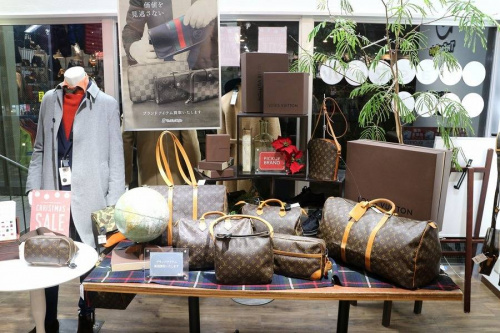 LOUIS VUITTONのルイヴィトン