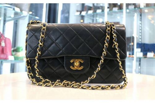 シャネルの古着