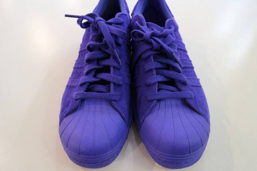 アディダスの横浜