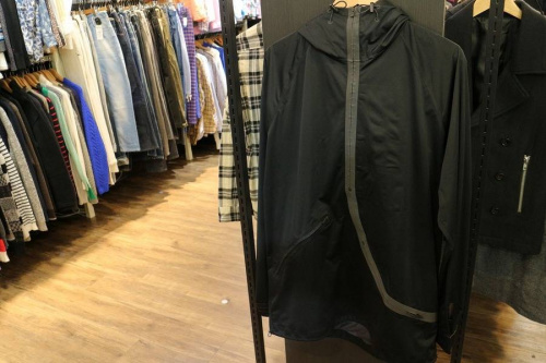 Y-3のワイスリー