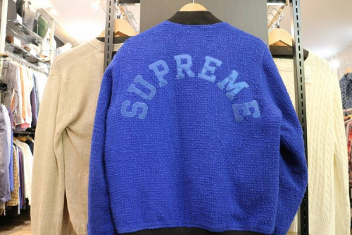 SUPREMEのシュプリーム