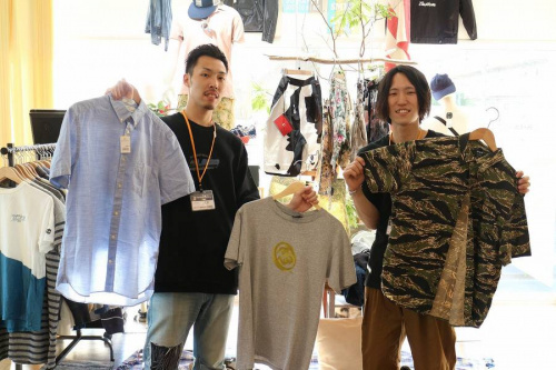アルバイトの洋服