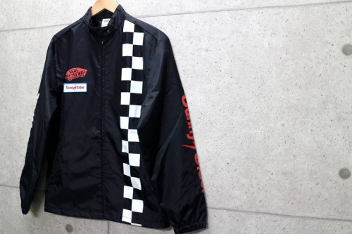 VANSのコーチジャケット