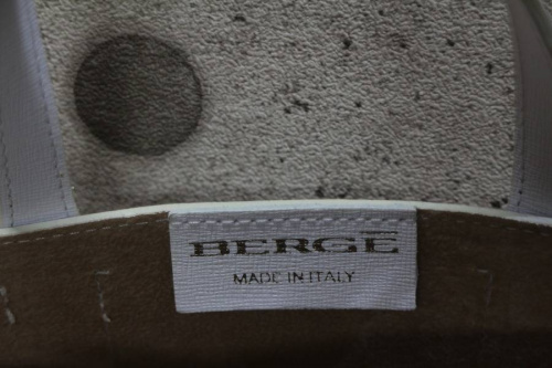 横浜 古着のBERGE 中古
