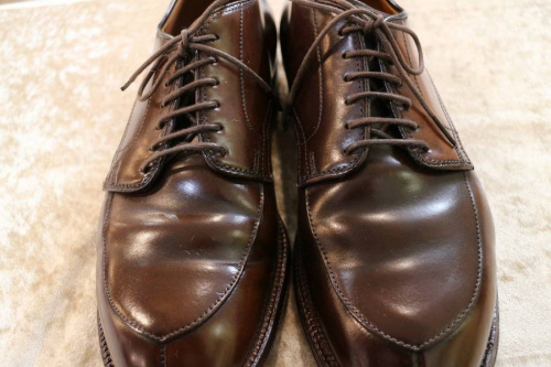 オールデンのコードバン