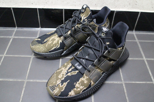 adidas(アディダス)