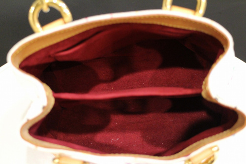 横浜　古着のブランドバッグ