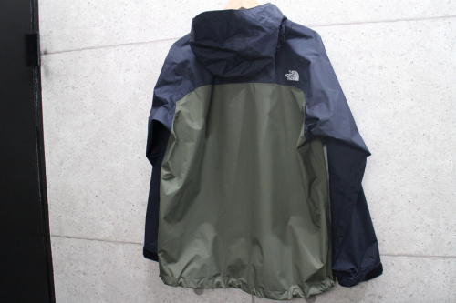 ザノースフェイスのドットショットジャケット