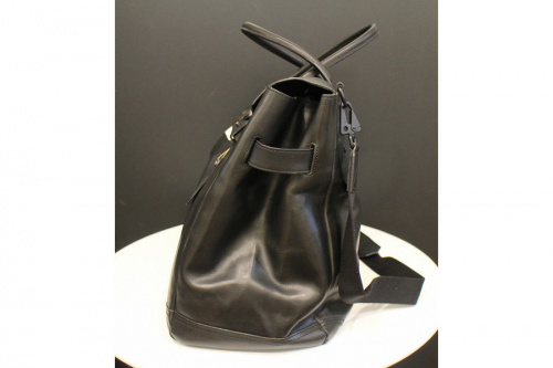 ラグボーンのレザーバック