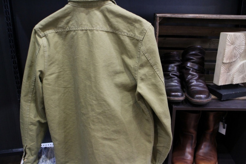 ヌーディージーンズのカバーオール