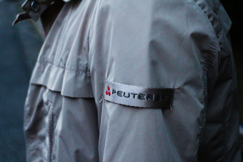 インポートブランドのPEUTEREY