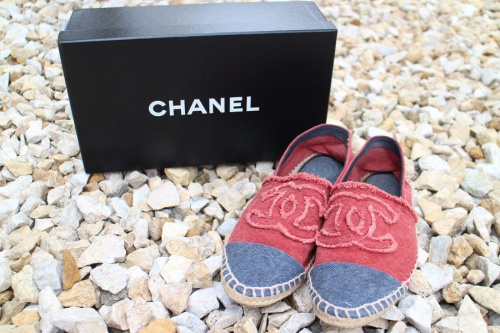 エスパドリーユ