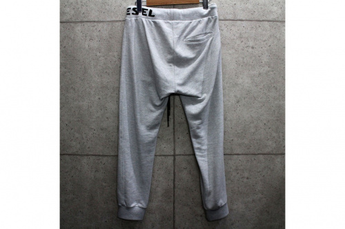 ディーゼルのスウェットパンツ