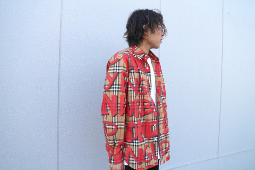 バーバリーの18SSモデル