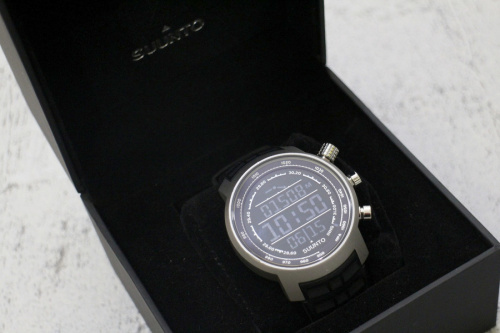 アウトドアブランドのSUUNTO